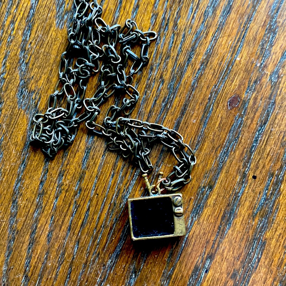 Television TV charm necklace retro/vintage/nostalgia/quirky/cute/entertainment